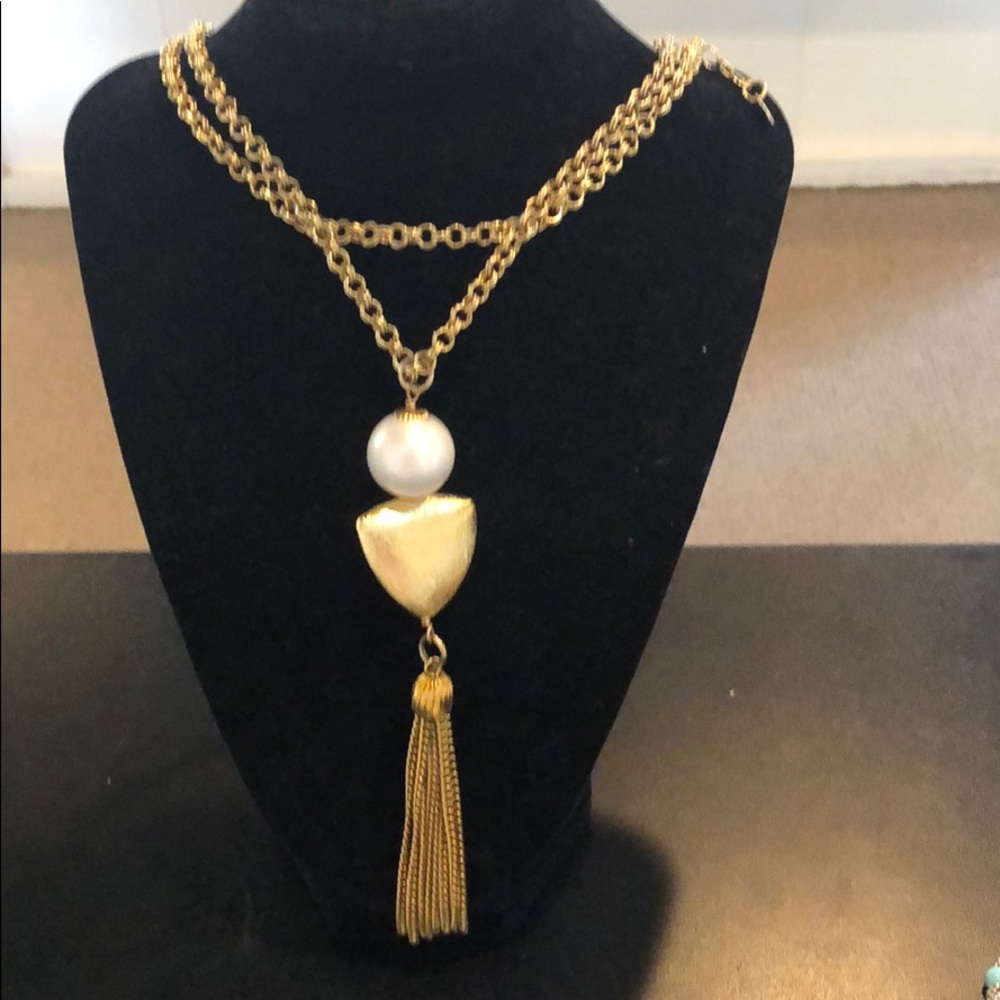 Beautiful Melly Beads  statement necklace